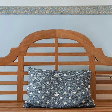 B&B Iris Bed & Breakfast