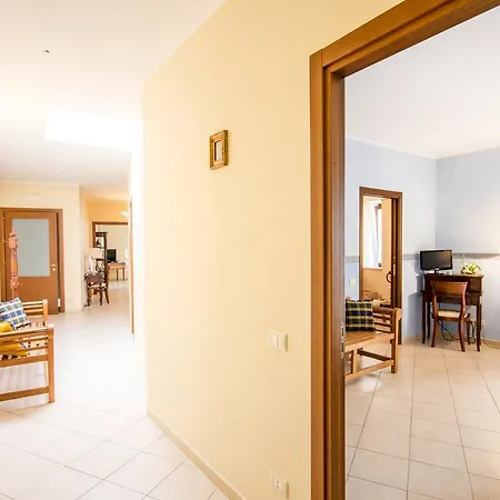 B&B Iris 3* Laterza