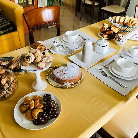B&B Iris Bed & Breakfast 3*
