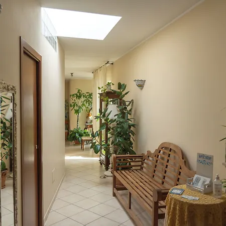 B&B Iris 3*