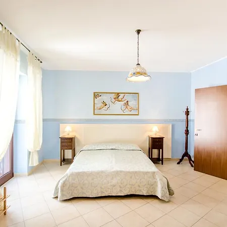 B&B Iris Bed & Breakfast