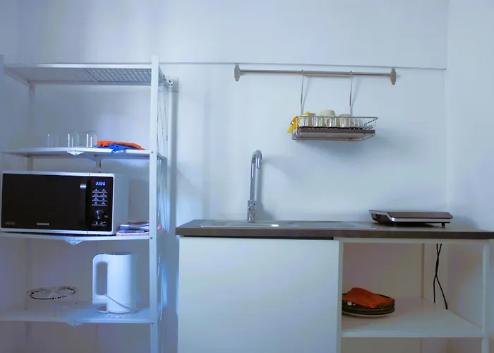 Iris Bed & Breakfast 3*